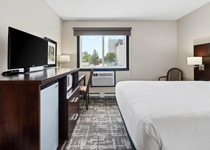 Hotel And Fargo