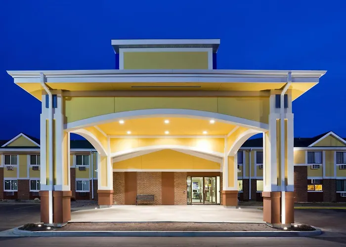 Hotel And 3*